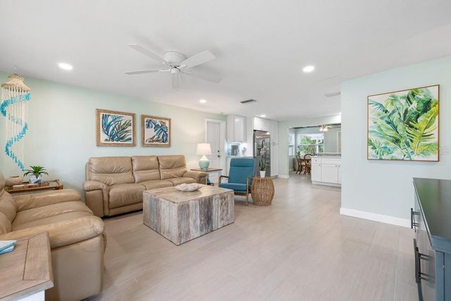 406 BAY PALMS DRIVE, Holmes Beach, FL 34217