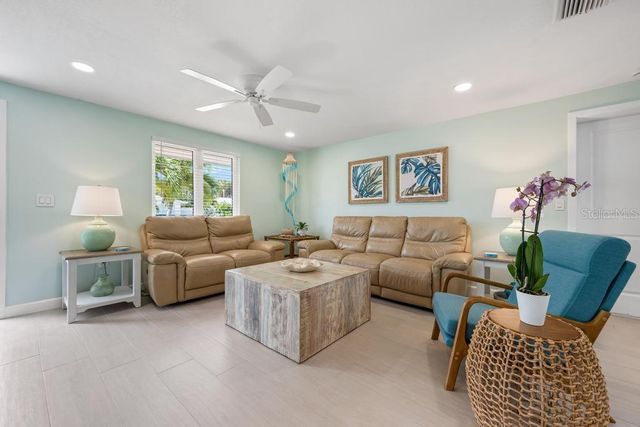 406 BAY PALMS DRIVE, Holmes Beach, FL 34217