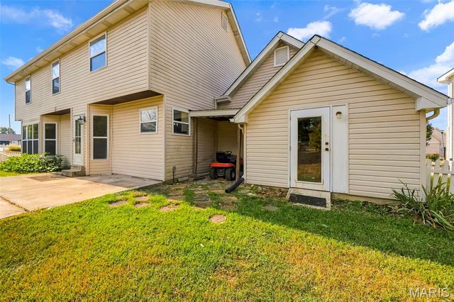 1014 Wake Court, Wentzville, MO 63385