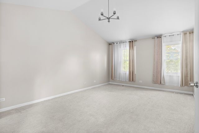 17 Cherrywood Drive, Schaumburg, IL 60194