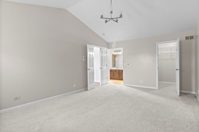 17 Cherrywood Drive, Schaumburg, IL 60194
