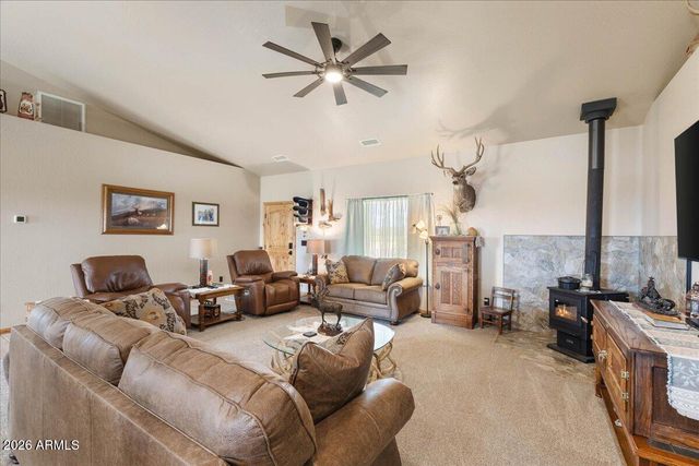 24720 N RJ Way, Paulden, AZ 86334