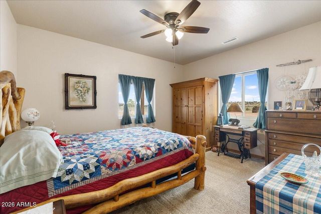 24720 N RJ Way, Paulden, AZ 86334