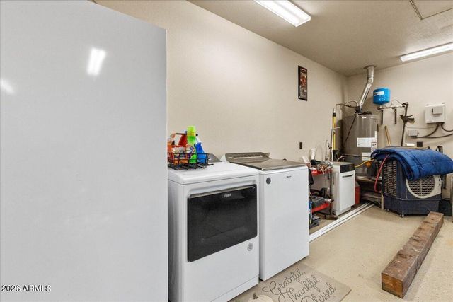 24720 N RJ Way, Paulden, AZ 86334