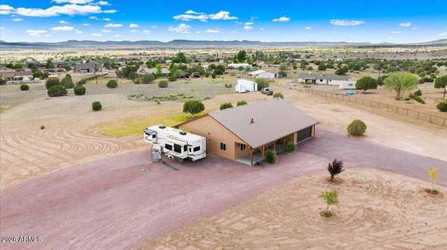 24720 N RJ Way, Paulden, AZ 86334