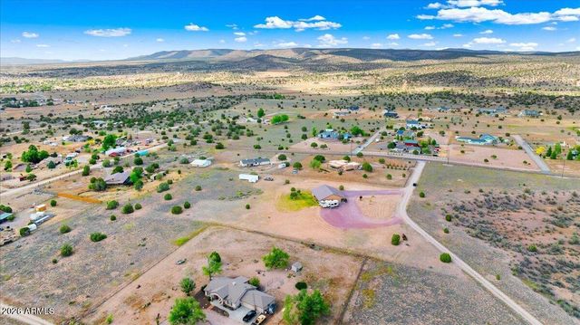 24720 N RJ Way, Paulden, AZ 86334