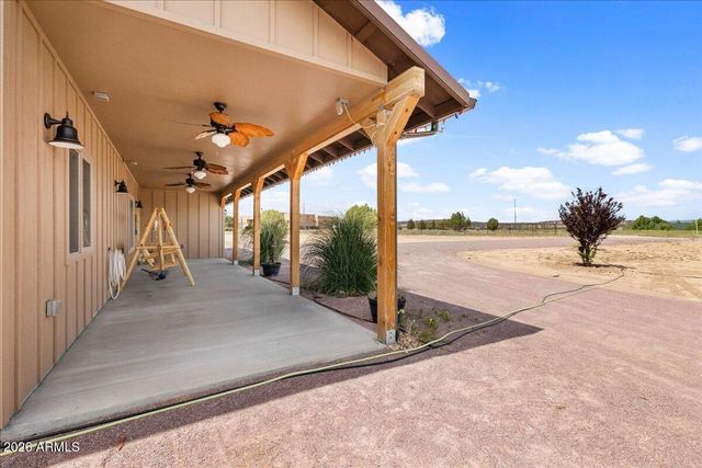 24720 N RJ Way, Paulden, AZ 86334