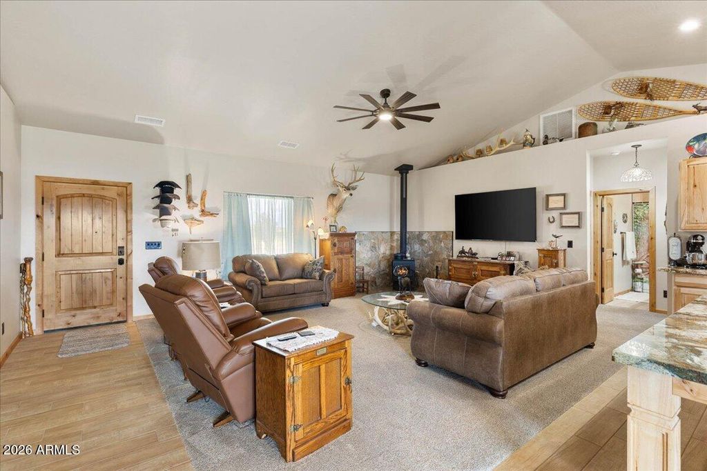 Image 9 of property listing at 24720 N RJ Way, Paulden, AZ 86334