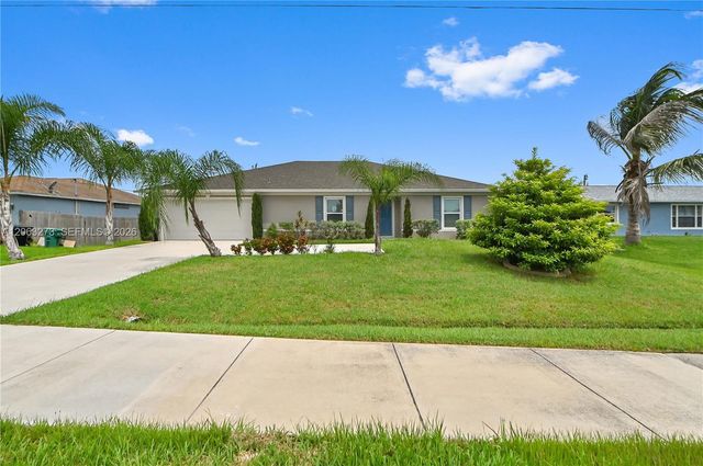 361 SW Thornhill Drive, Port St. Lucie, Port St Lucie, FL 34984