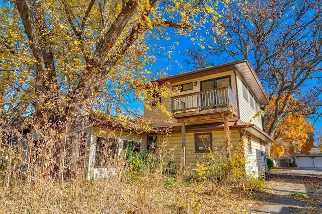 1328 Blue Mounds Street, Black Earth, WI 53515