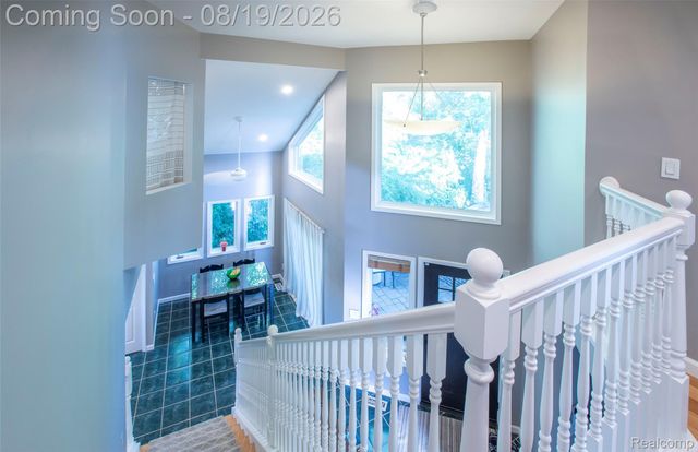 320 Charlevoix Street, Commerce Charter Township, MI 48382