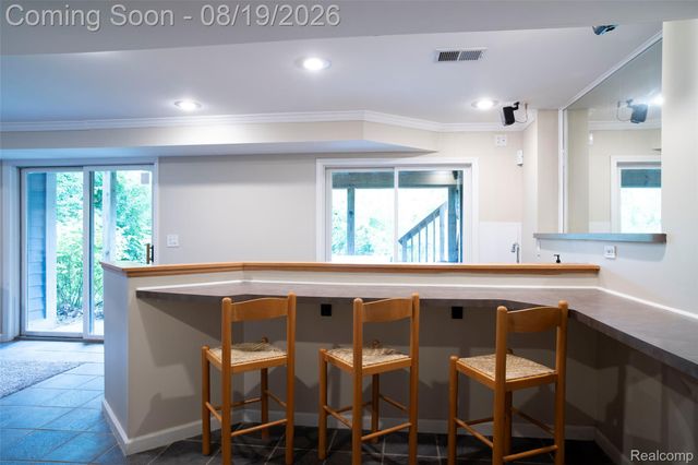 320 Charlevoix Street, Commerce Charter Township, MI 48382