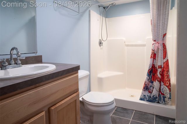 320 Charlevoix Street, Commerce Charter Township, MI 48382