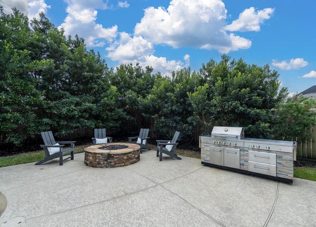16814 E Caramel Apple Trail, Cypress, TX 77433