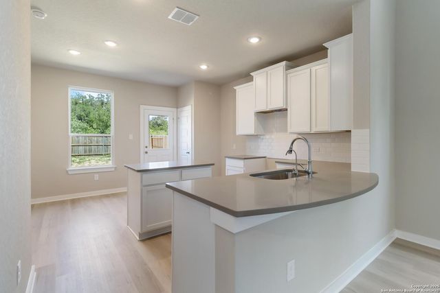 15087 Homing Meadow, San Antonio, TX 78253