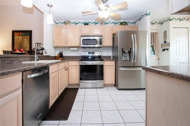 1406 BLUEWATER DRIVE, Sun City Center, FL 33573