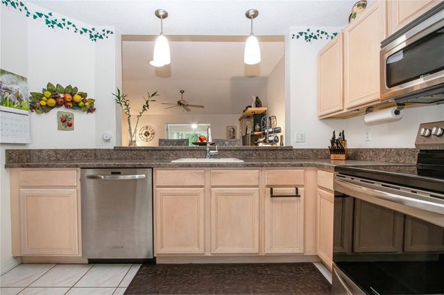 1406 BLUEWATER DRIVE, Sun City Center, FL 33573