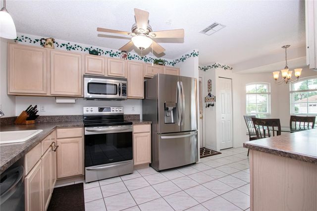 1406 BLUEWATER DRIVE, Sun City Center, FL 33573