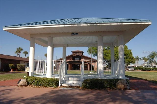 1406 BLUEWATER DRIVE, Sun City Center, FL 33573