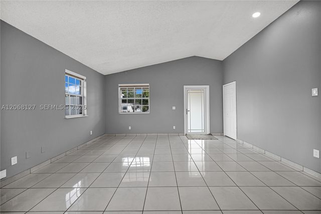 451 E 37st, Hialeah, FL 33013