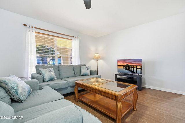 2927 Lantern Drive, South Daytona, FL 32119