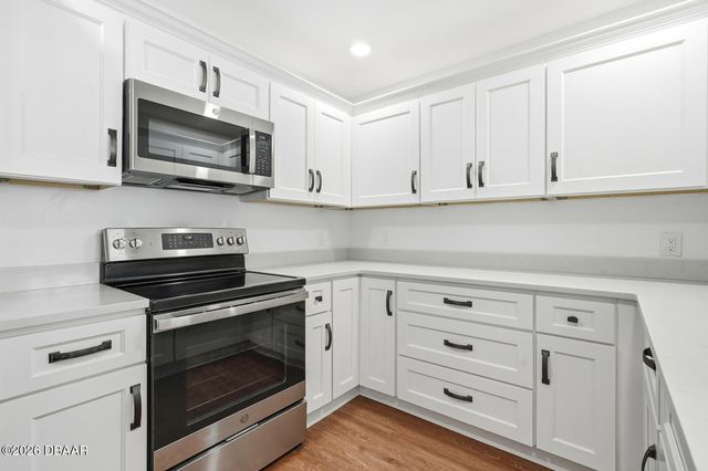 2927 Lantern Drive, South Daytona, FL 32119