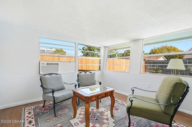 2927 Lantern Drive, South Daytona, FL 32119