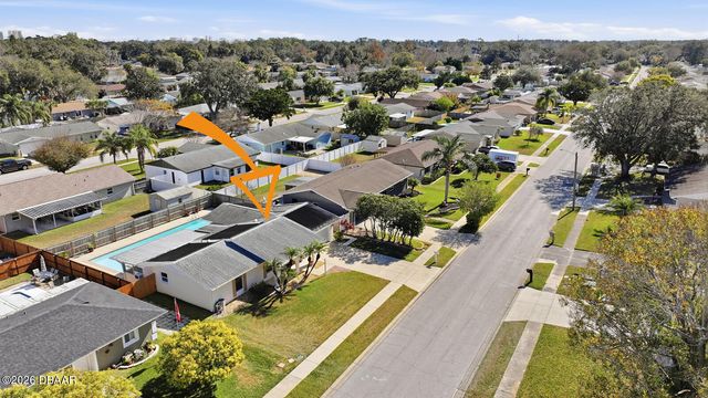 2927 Lantern Drive, South Daytona, FL 32119