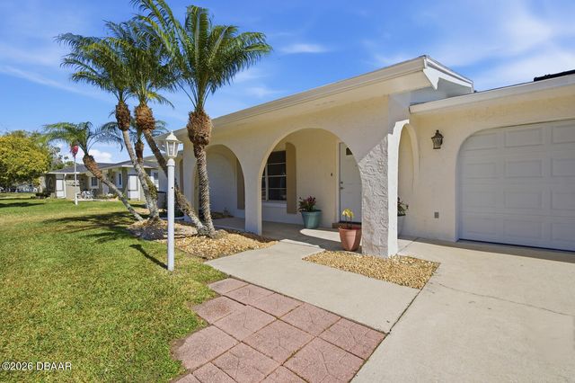 2927 Lantern Drive, South Daytona, FL 32119
