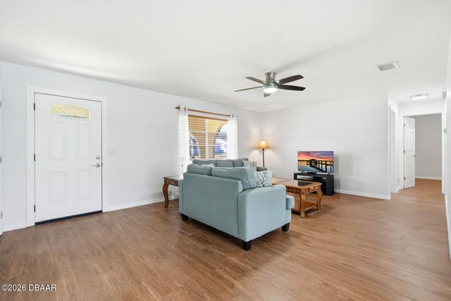 2927 Lantern Drive, South Daytona, FL 32119