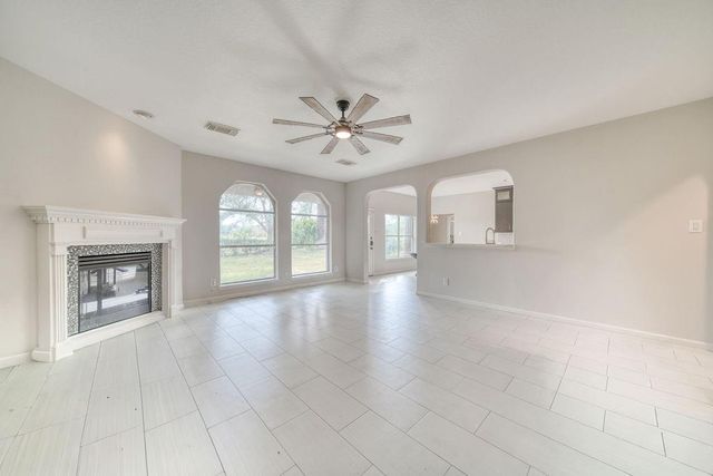 9606 Oakland Lake Way, Missouri City, TX 77459