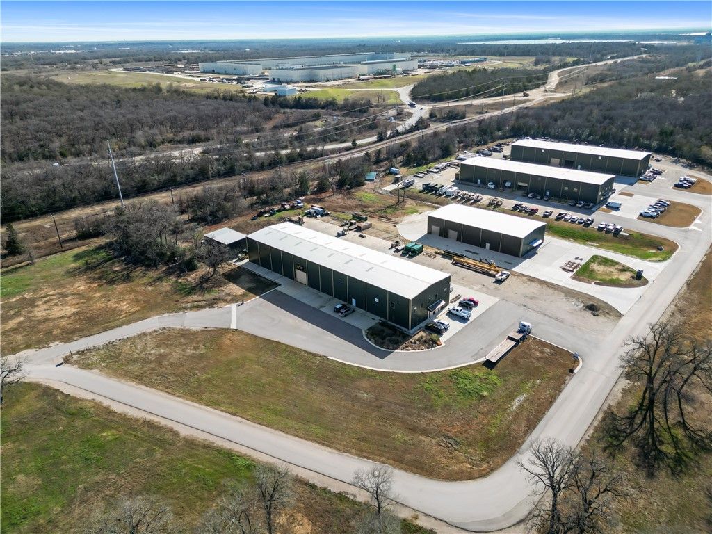 8733 Hwy 6, Bryan, TX 77807 — photo 4