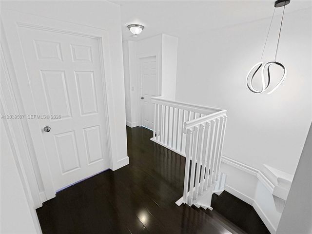 16330 SW 102nd St, Miami, FL 33196