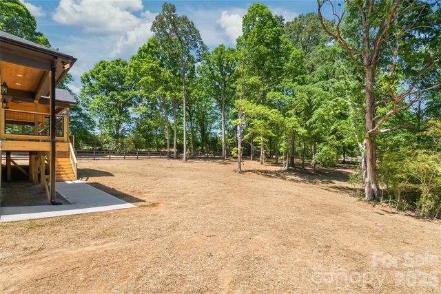1220 Cuthbertson Road, Waxhaw, NC 28173