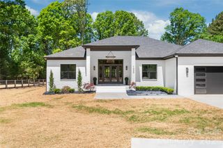 1220 Cuthbertson Road, Waxhaw, NC 28173