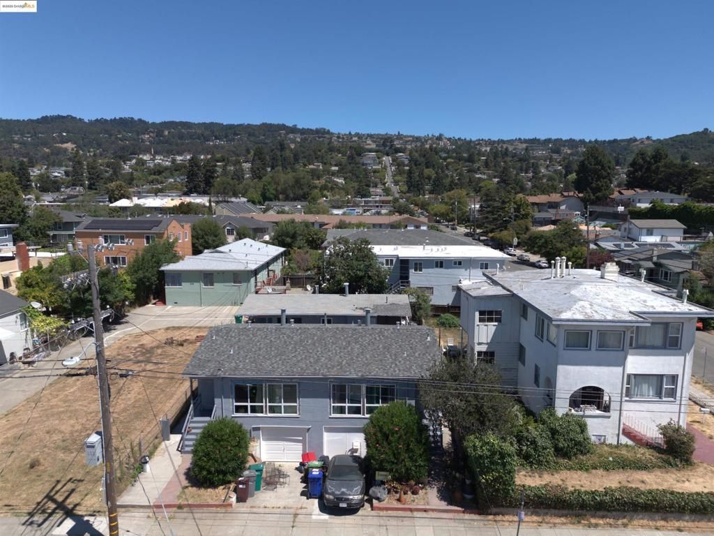 Image 3 of property listing at 4160 Masterson St, Oakland, CA 94619