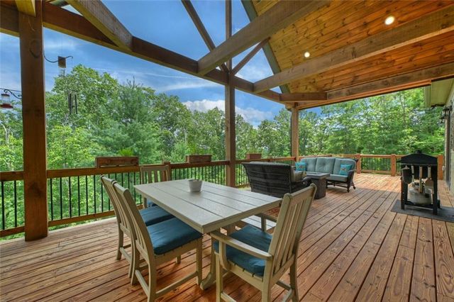 1567 Hap Holt Road, Ellijay, GA 30540