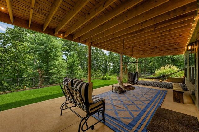 1567 Hap Holt Road, Ellijay, GA 30540