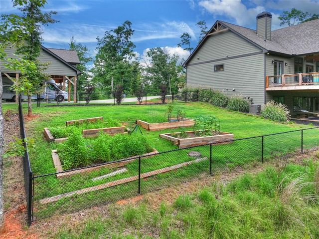 1567 Hap Holt Road, Ellijay, GA 30540