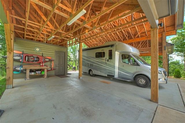 1567 Hap Holt Road, Ellijay, GA 30540
