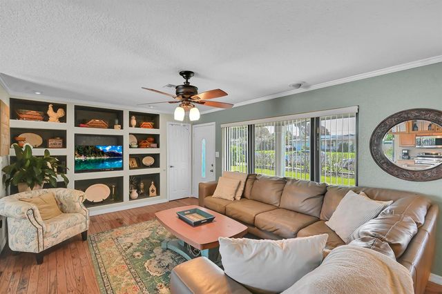 220 Riomar Drive, Port St. Lucie, FL 34952