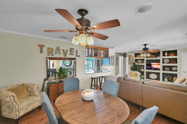 220 Riomar Drive, Port St. Lucie, FL 34952