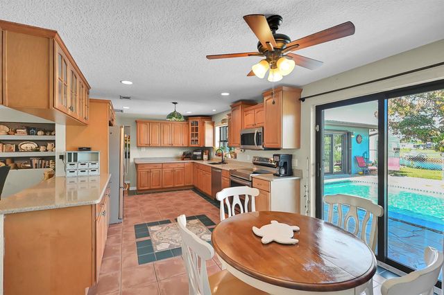 220 Riomar Drive, Port St. Lucie, FL 34952