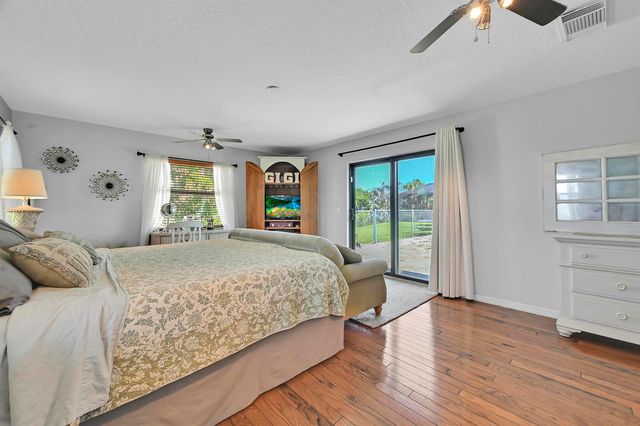 220 Riomar Drive, Port St. Lucie, FL 34952