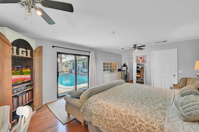 220 Riomar Drive, Port St. Lucie, FL 34952