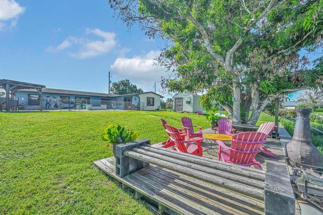 220 Riomar Drive, Port St. Lucie, FL 34952
