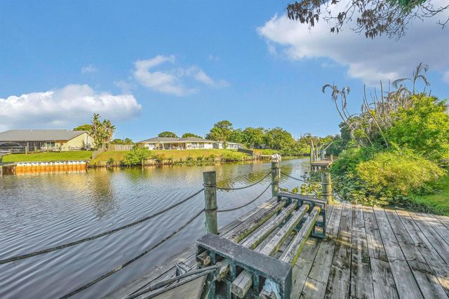 220 Riomar Drive, Port St. Lucie, FL 34952