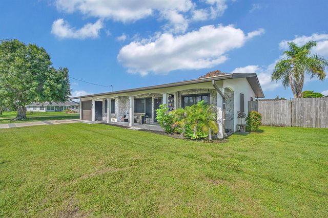 220 Riomar Drive, Port St. Lucie, FL 34952