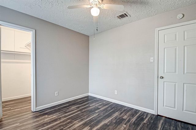 3213 Wavecrest Street, League City, TX 77573