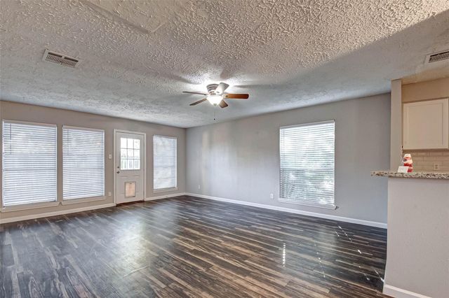 3213 Wavecrest Street, League City, TX 77573